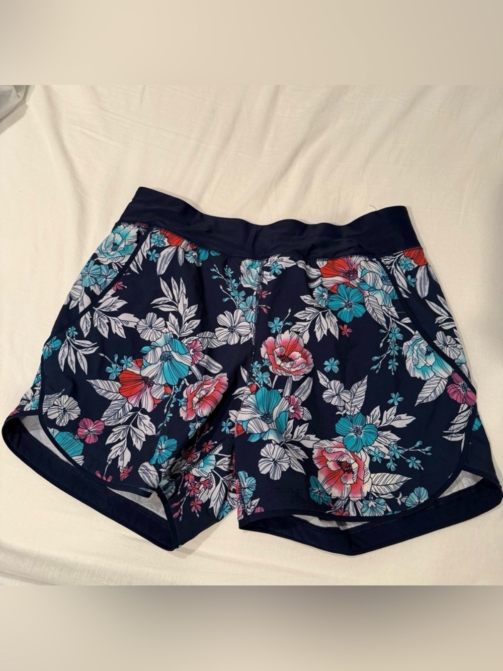 Lands’ End Navy Floral Swim Shorts Size 6